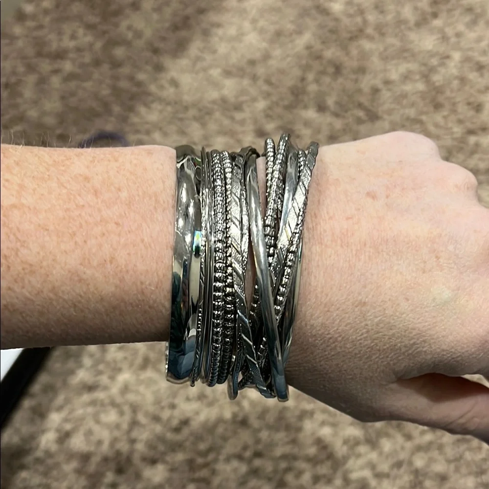 Assorted Bracelet Set - Picture 3 of 14